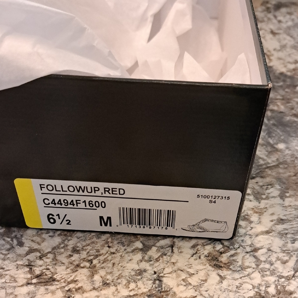 NWT Fergalicious Women's Braided Multicolor Sandals With Box - Picture 6 of 6